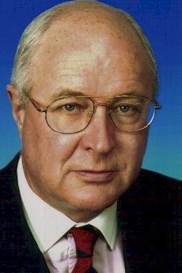 petersen.jpg (28027 Byte)